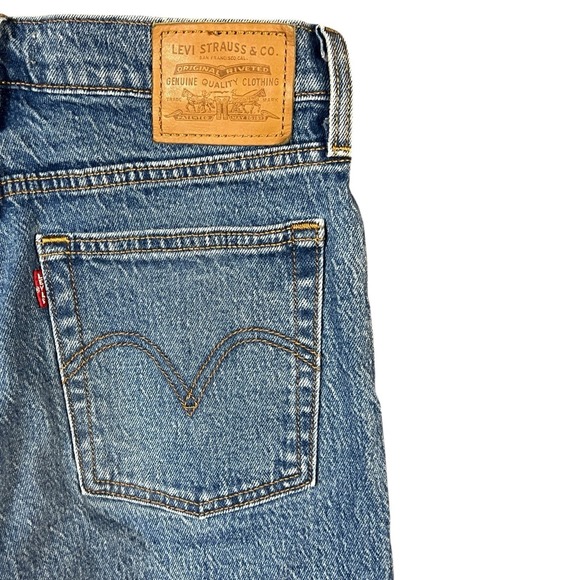 Levi's Wedgie Straight Jeans Premium Denim Light Wash Women's Size 25 - Picture 7 of 13